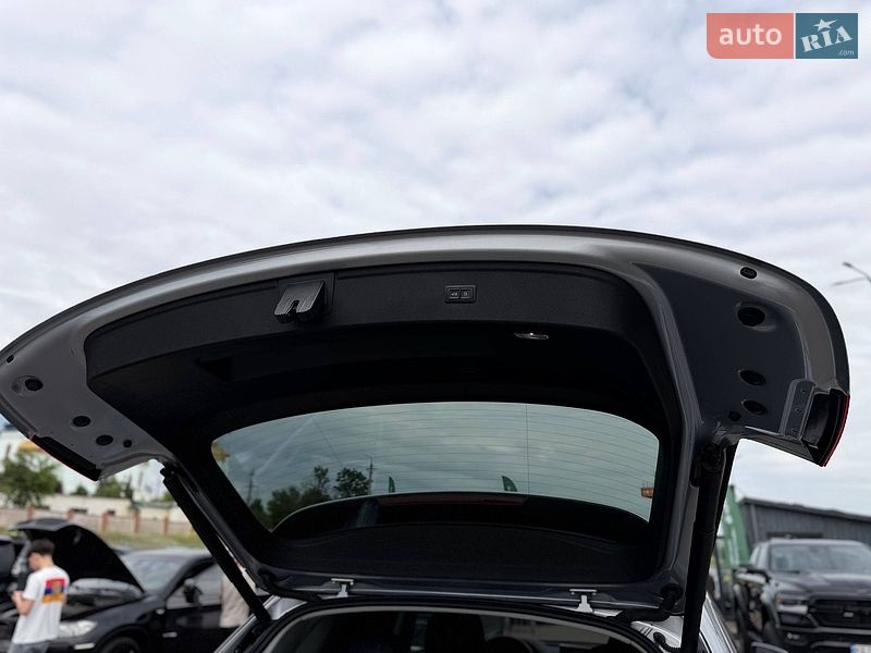 Позашляховик / Кросовер Audi Q5 2018 в Кривому Розі