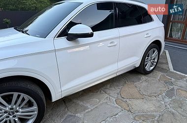 Внедорожник / Кроссовер Audi Q5 2018 в Надворной