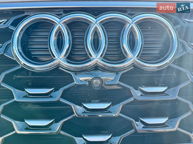 Внедорожник / Кроссовер Audi Q5 2023 в Стрые