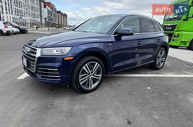 Позашляховик / Кросовер Audi Q5 2019 в Рівному