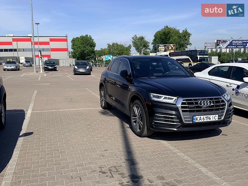 Внедорожник / Кроссовер Audi Q5 2017 в Киеве
