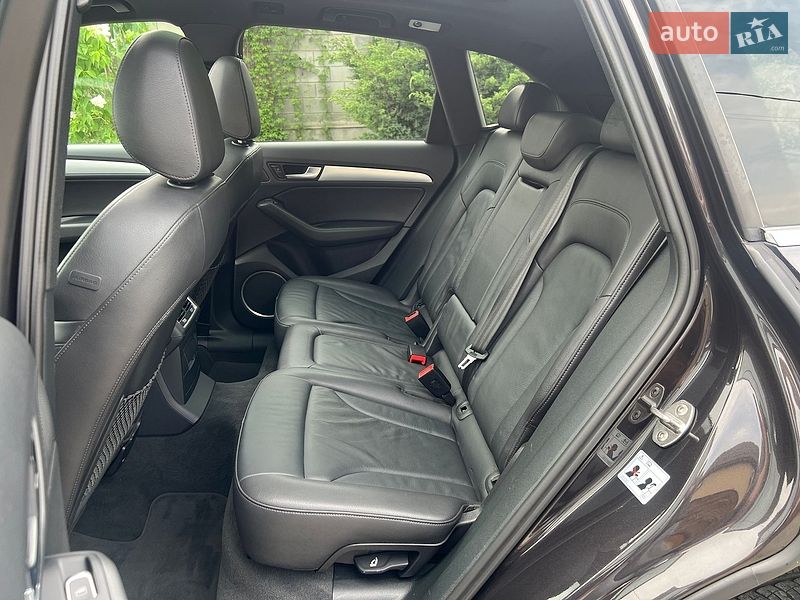 Внедорожник / Кроссовер Audi Q5 2016 в Ровно