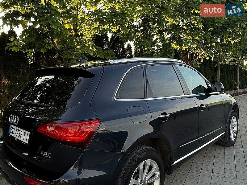 Позашляховик / Кросовер Audi Q5 2015 в Львові