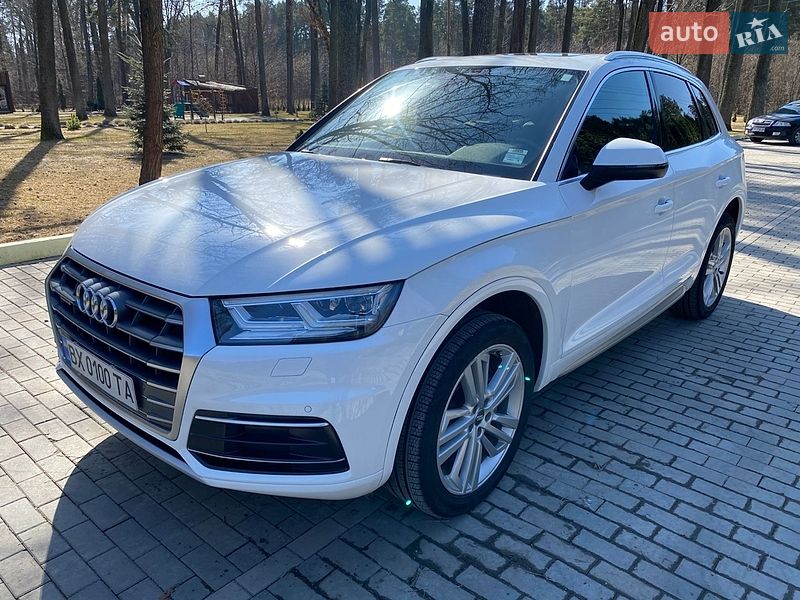 Внедорожник / Кроссовер Audi Q5 2017 в Шепетовке