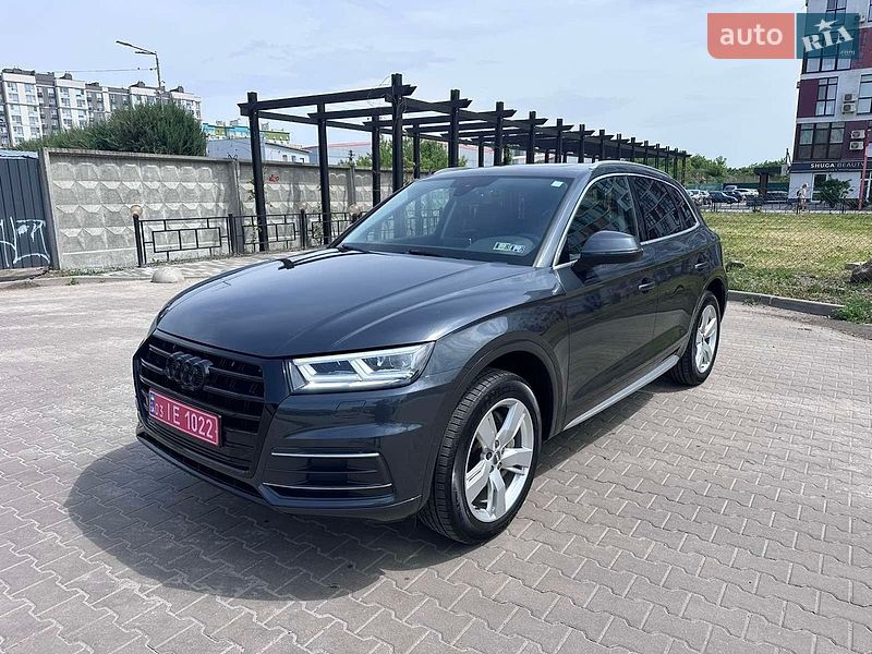 Позашляховик / Кросовер Audi Q5 2018 в Києві