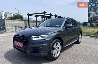 Позашляховик / Кросовер Audi Q5 2018 в Києві