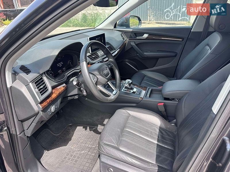 Позашляховик / Кросовер Audi Q5 2018 в Києві