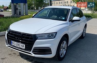 Позашляховик / Кросовер Audi Q5 2018 в Тернополі