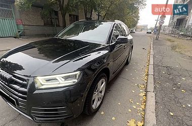 Позашляховик / Кросовер Audi Q5 2019 в Вінниці