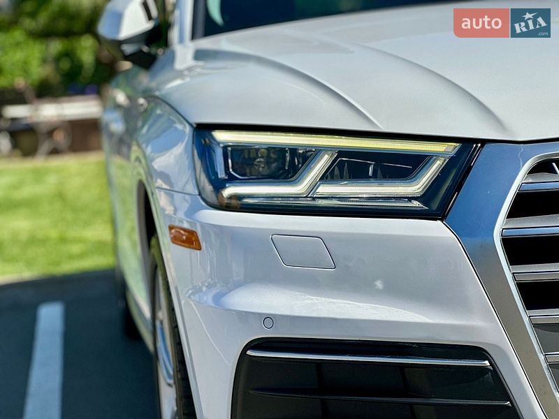 Внедорожник / Кроссовер Audi Q5 2018 в Киеве