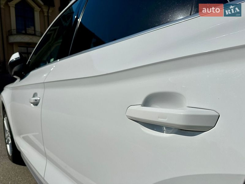 Внедорожник / Кроссовер Audi Q5 2018 в Киеве