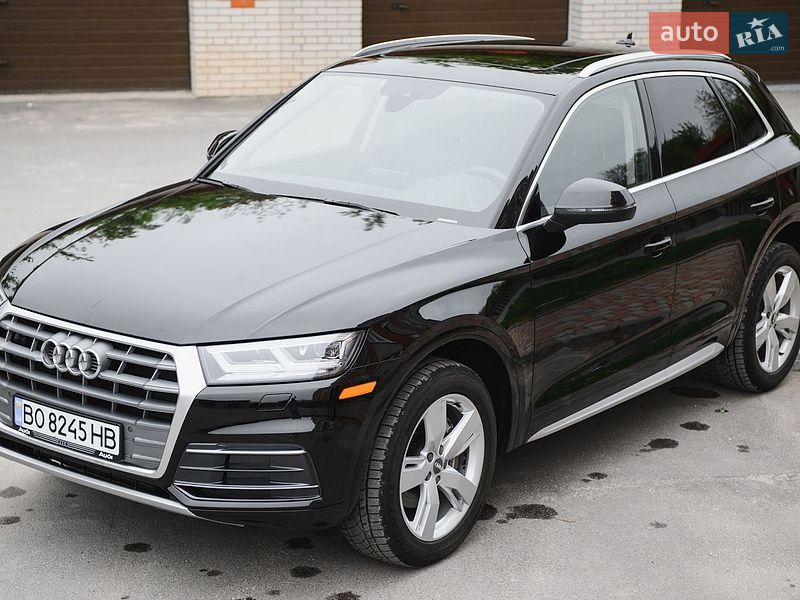 Внедорожник / Кроссовер Audi Q5 2019 в Тернополе