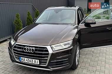Внедорожник / Кроссовер Audi Q5 2017 в Хмельницком