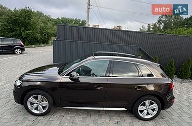 Внедорожник / Кроссовер Audi Q5 2017 в Хмельницком