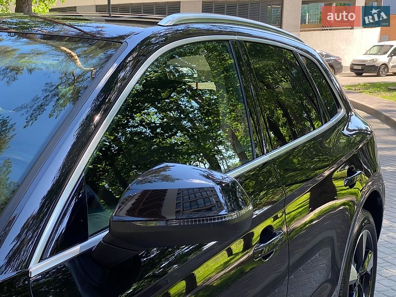 Позашляховик / Кросовер Audi Q5 2023 в Києві