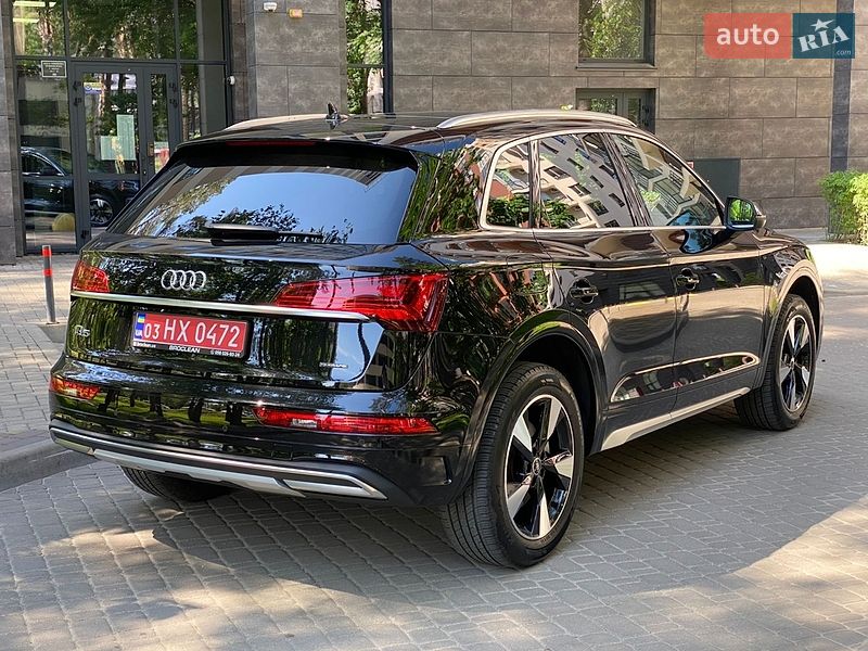 Позашляховик / Кросовер Audi Q5 2023 в Києві