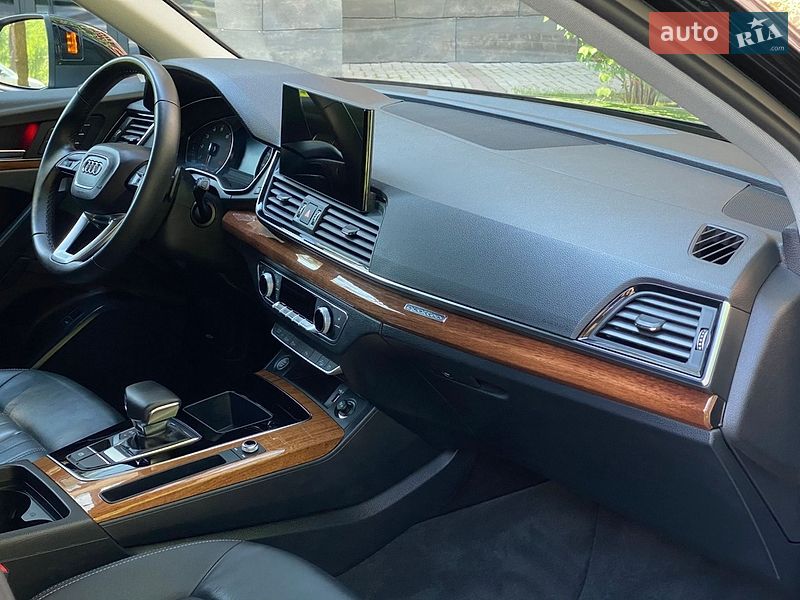 Позашляховик / Кросовер Audi Q5 2023 в Києві