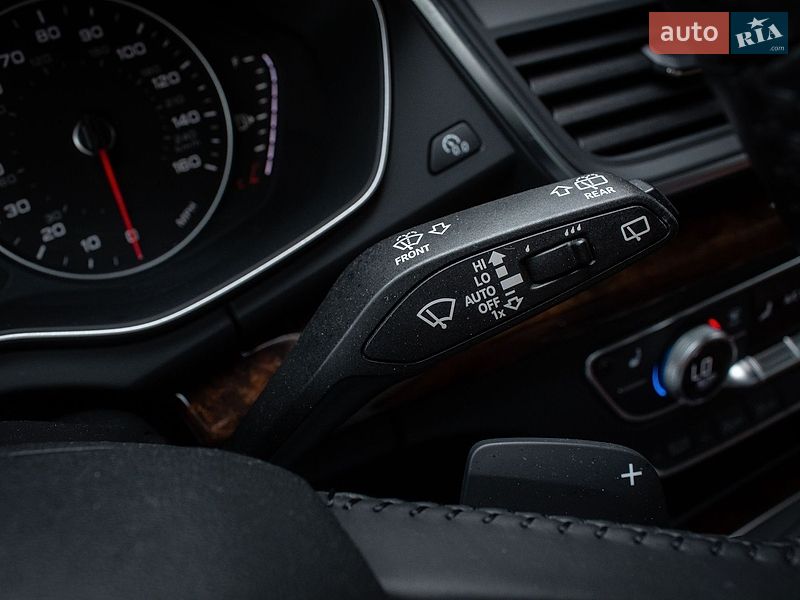 Позашляховик / Кросовер Audi Q5 2018 в Києві