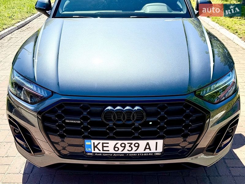 Внедорожник / Кроссовер Audi Q5 2020 в Киеве