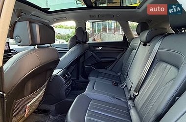 Внедорожник / Кроссовер Audi Q5 2020 в Киеве