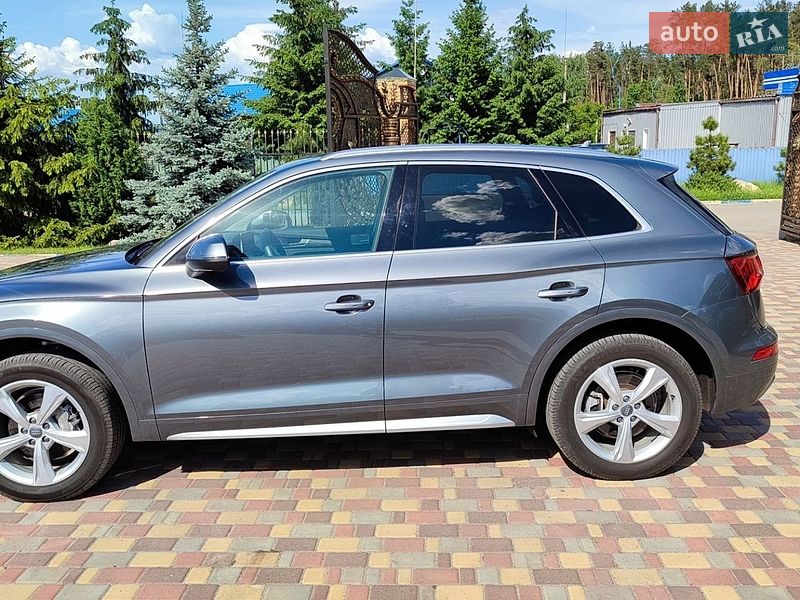 Позашляховик / Кросовер Audi Q5 2020 в Полтаві