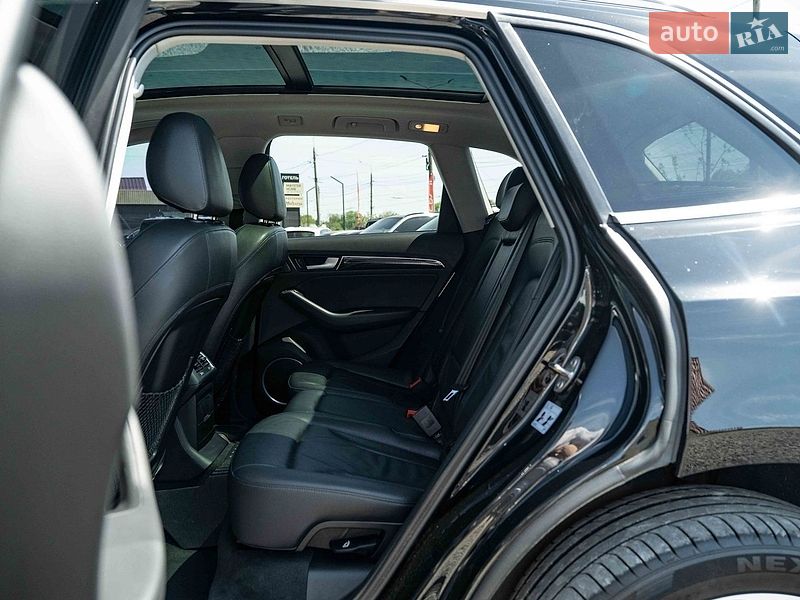 Внедорожник / Кроссовер Audi Q5 2014 в Черновцах