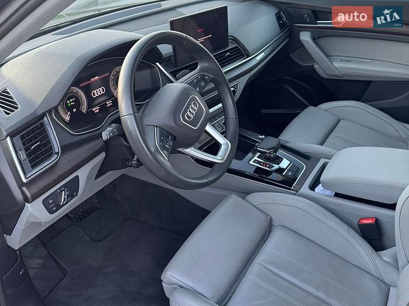 Внедорожник / Кроссовер Audi Q5 2024 в Стрые