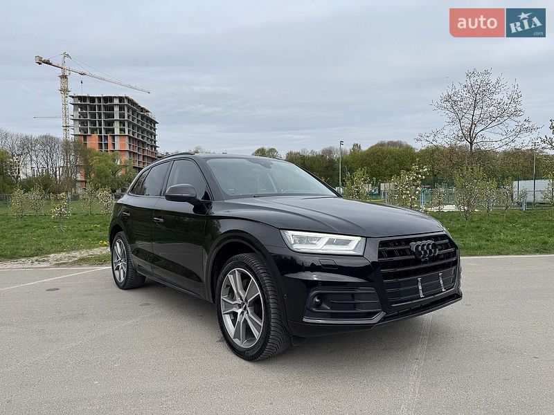 Внедорожник / Кроссовер Audi Q5 2019 в Ивано-Франковске