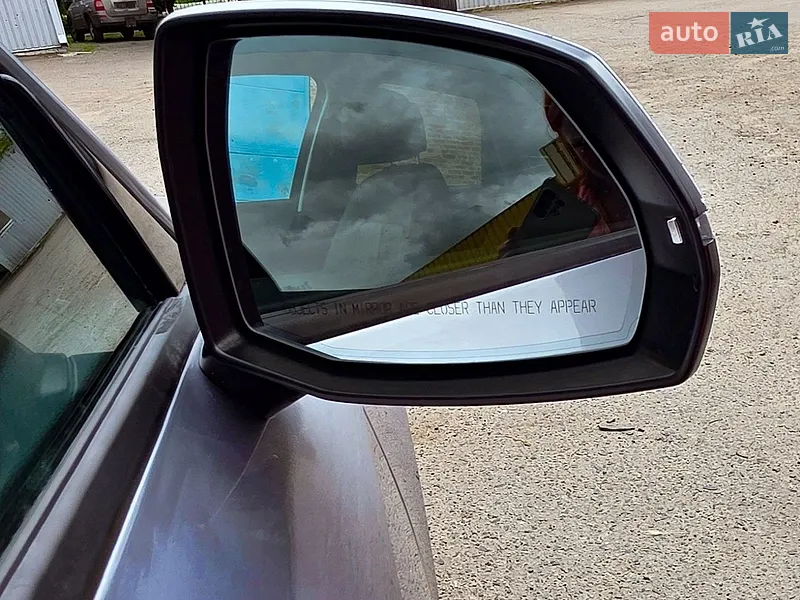 Audi Q5 2018 VIN WA1ANAFY0J2207500 фото оголошення 17 з 82