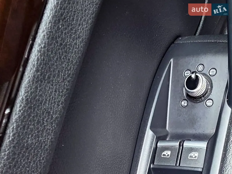 Audi Q5 2018 VIN WA1ANAFY0J2207500 фото оголошення 24 з 82