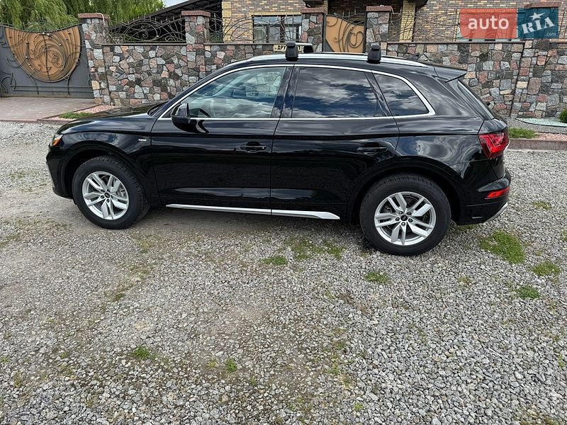 Внедорожник / Кроссовер Audi Q5 2023 в Бердичеве