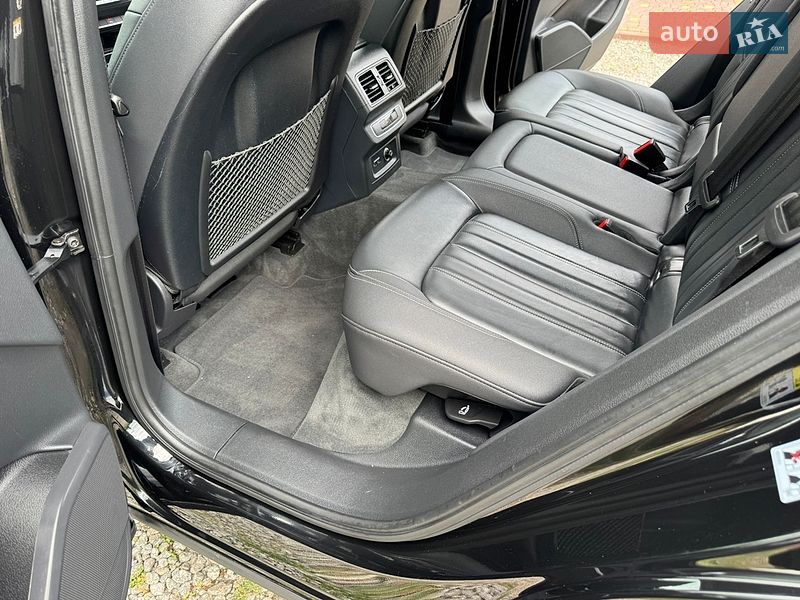 Внедорожник / Кроссовер Audi Q5 2023 в Бердичеве