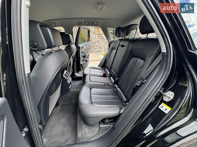 Внедорожник / Кроссовер Audi Q5 2023 в Бердичеве