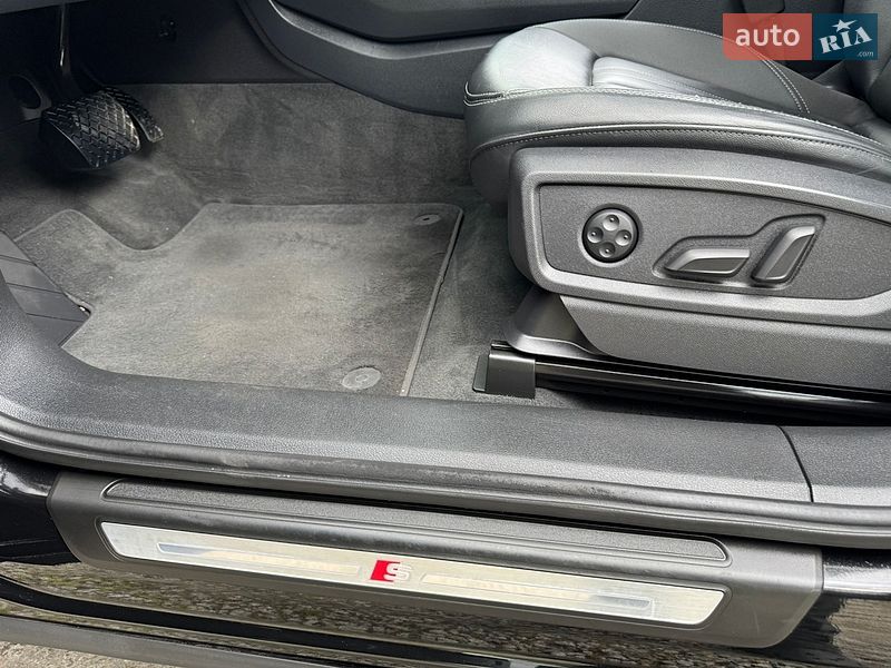Внедорожник / Кроссовер Audi Q5 2023 в Бердичеве