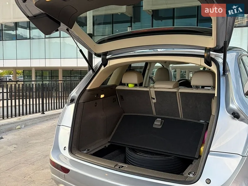 Audi Q5 2015 VIN WA1C2AFP8GA039466 фото оголошення 18 з 137