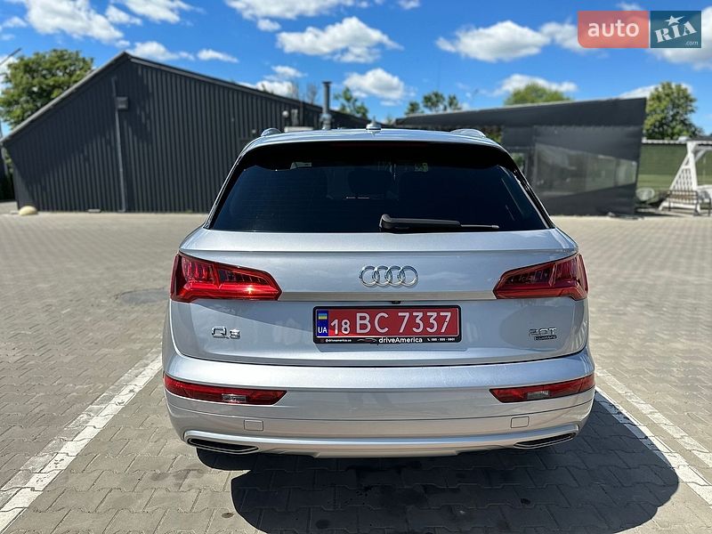 Внедорожник / Кроссовер Audi Q5 2018 в Луцке