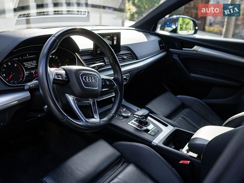 Позашляховик / Кросовер Audi Q5 2020 в Львові