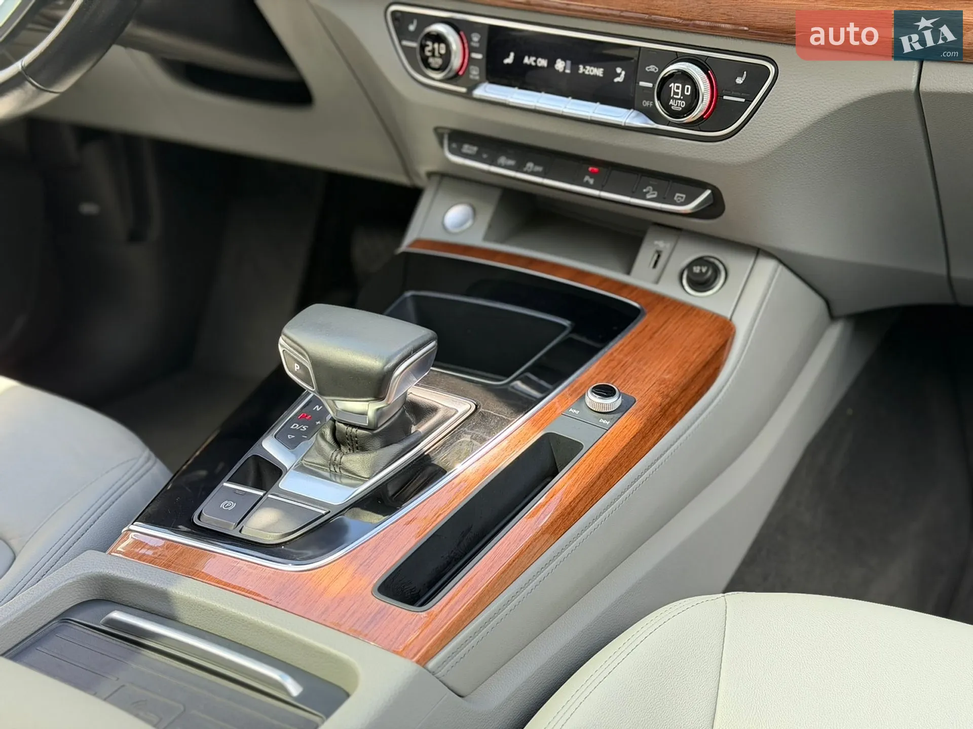 2020 Audi Q5 - мініатюра 18