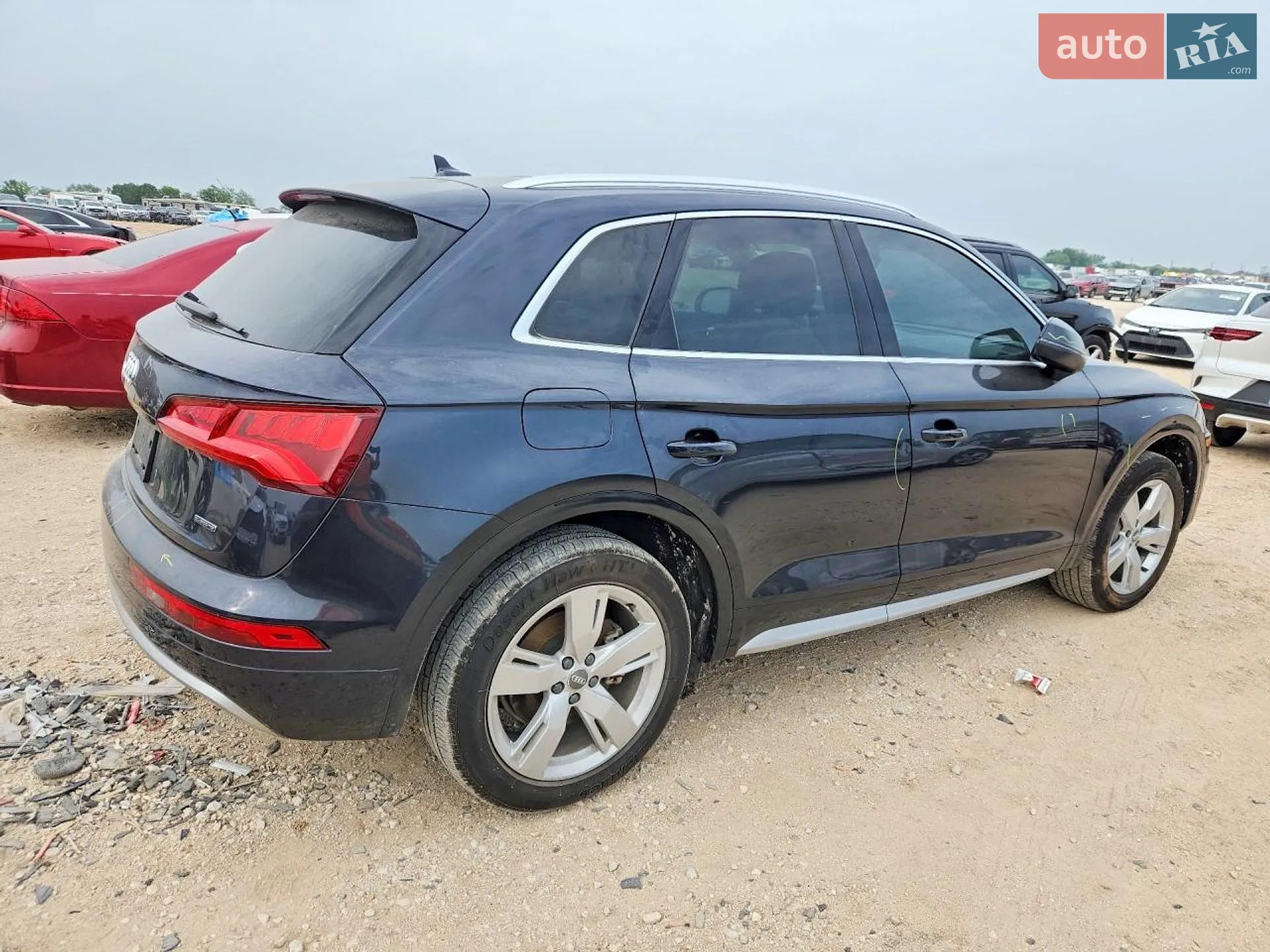 Audi Q5 2019 VIN WA1BNAFY0K2023650 фото оголошення 3 з 5