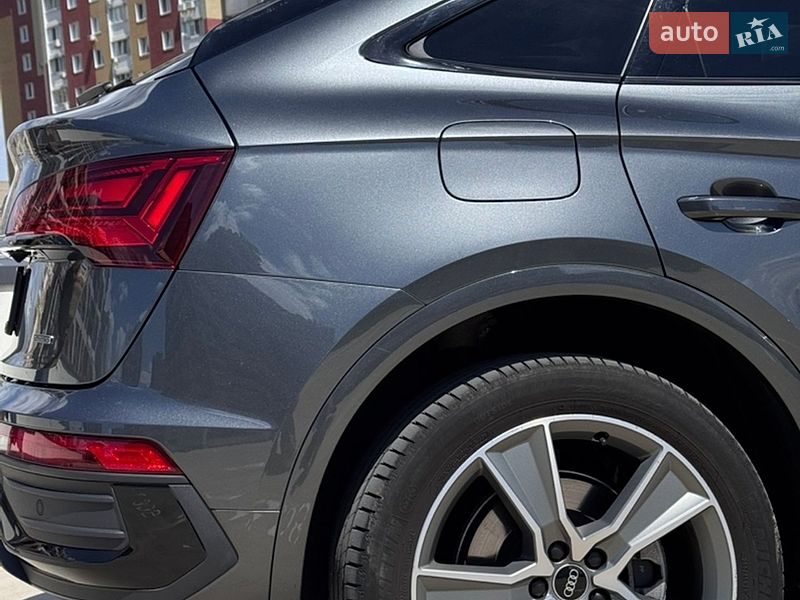 Внедорожник / Кроссовер Audi Q5 2022 в Киеве фото 10 Внедорожник / Кроссовер Audi Q5 2022 в Киеве