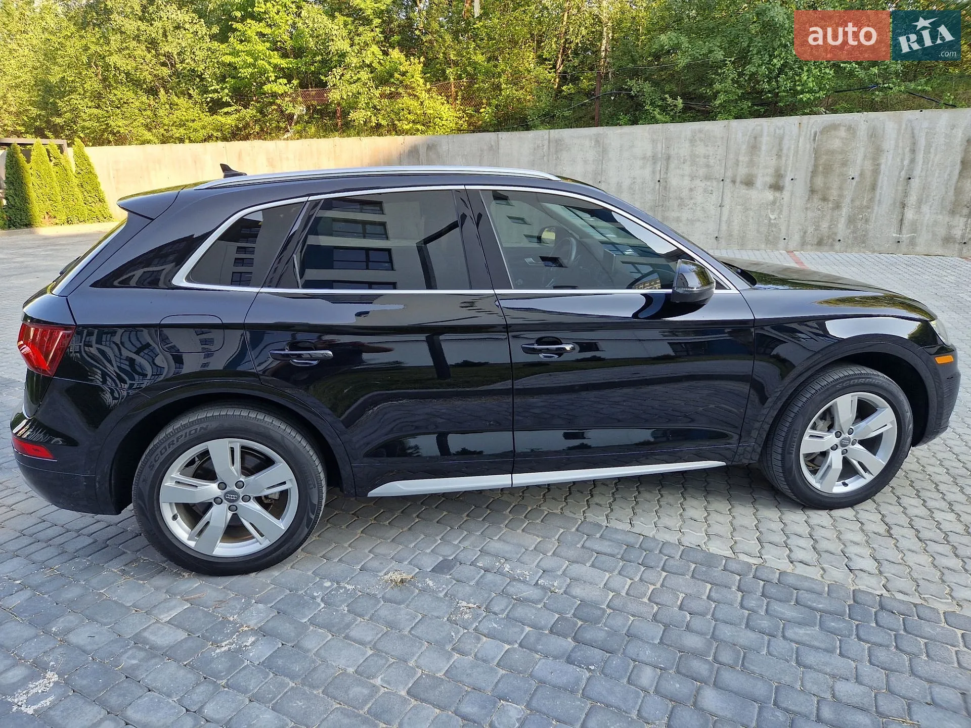 Audi Q5 2017 VIN WA1BNAFY0J2071714 фото оголошення 26 з 57