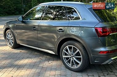 Позашляховик / Кросовер Audi Q5 2021 в Львові