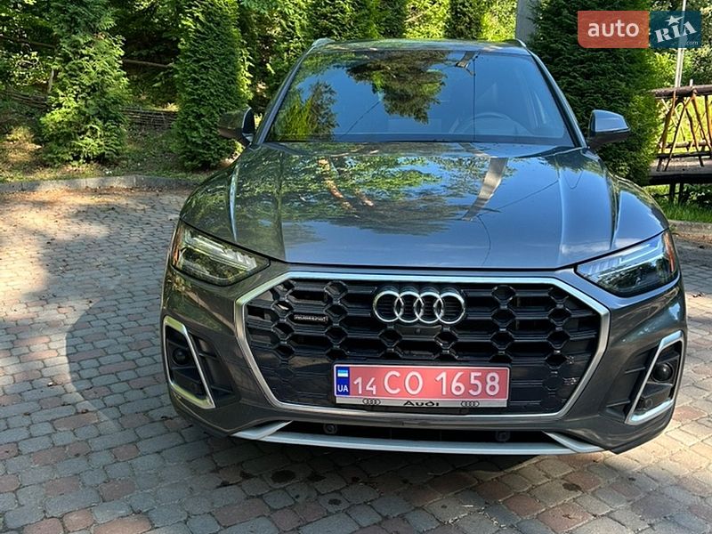Позашляховик / Кросовер Audi Q5 2021 в Львові