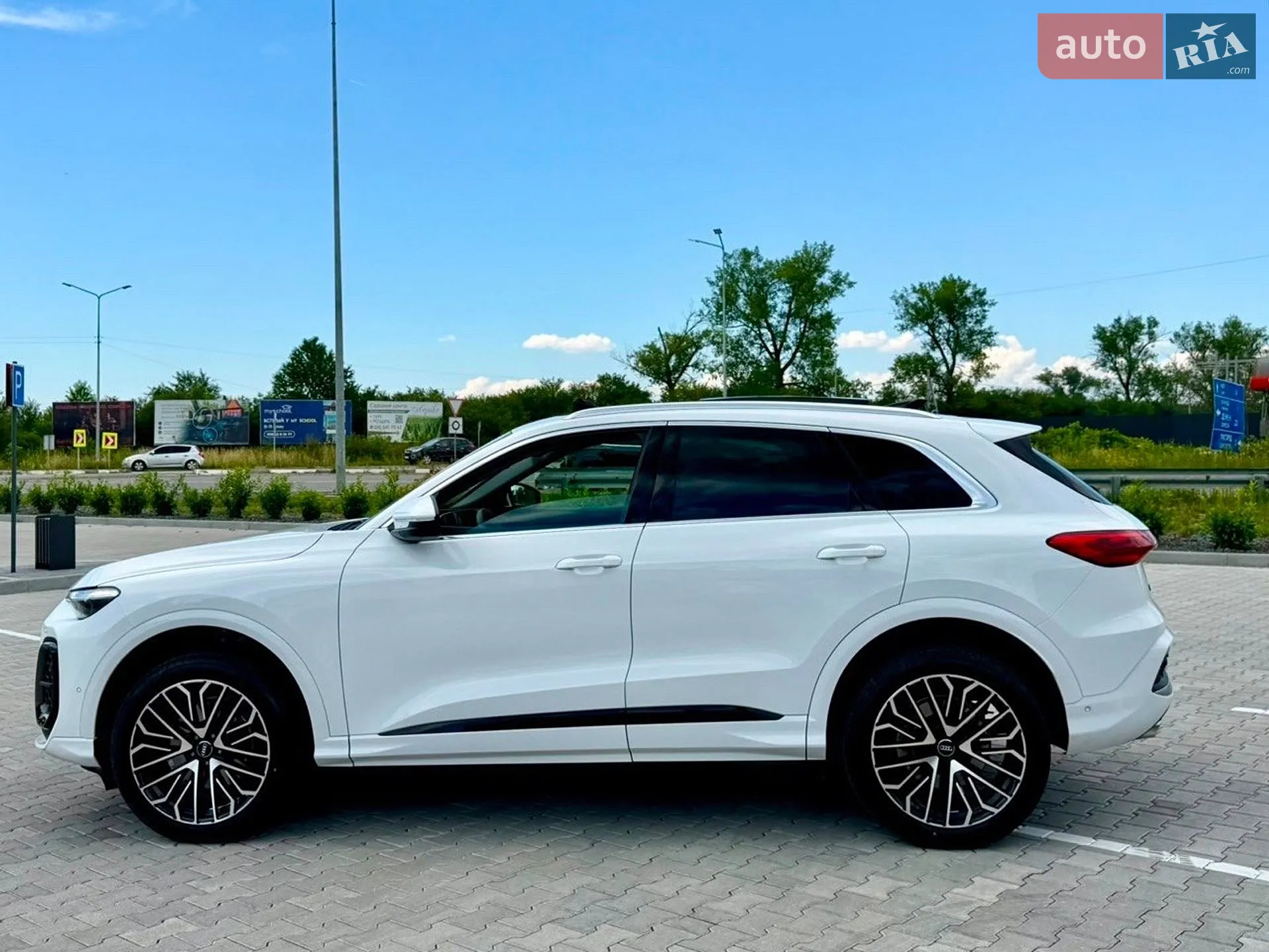2025 Audi Q5 - мініатюра 8