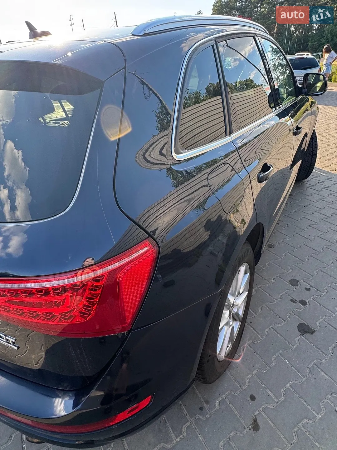 Audi Q5 2010 VIN WA1CFAFP7BA058782 фото оголошення 8 з 32