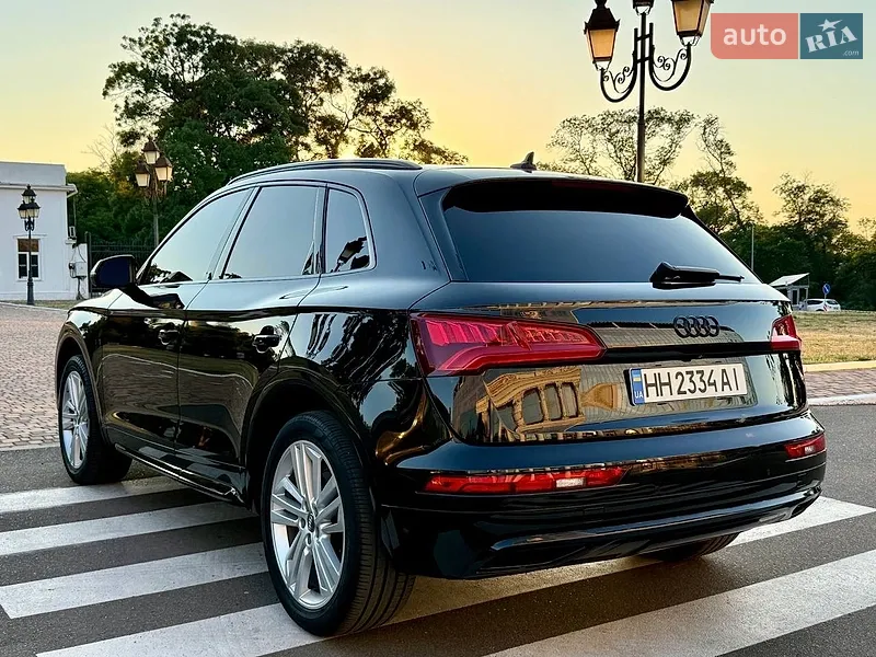 Audi Q5 2019 VIN WA1BNAFY6K2114082 фото оголошення 4 з 84