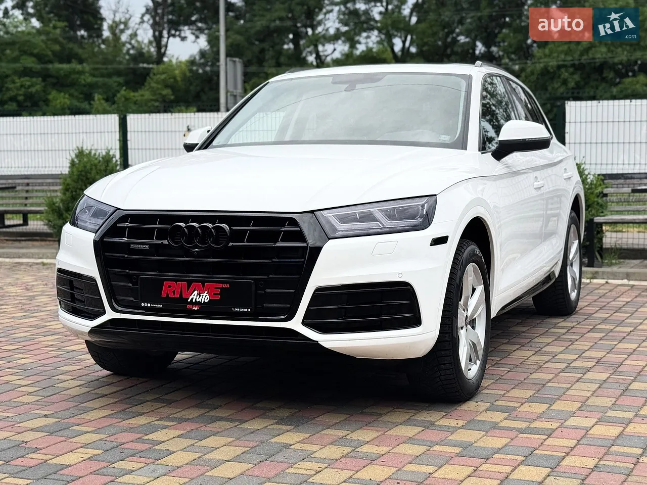 Audi Q5 2018 photo 2
