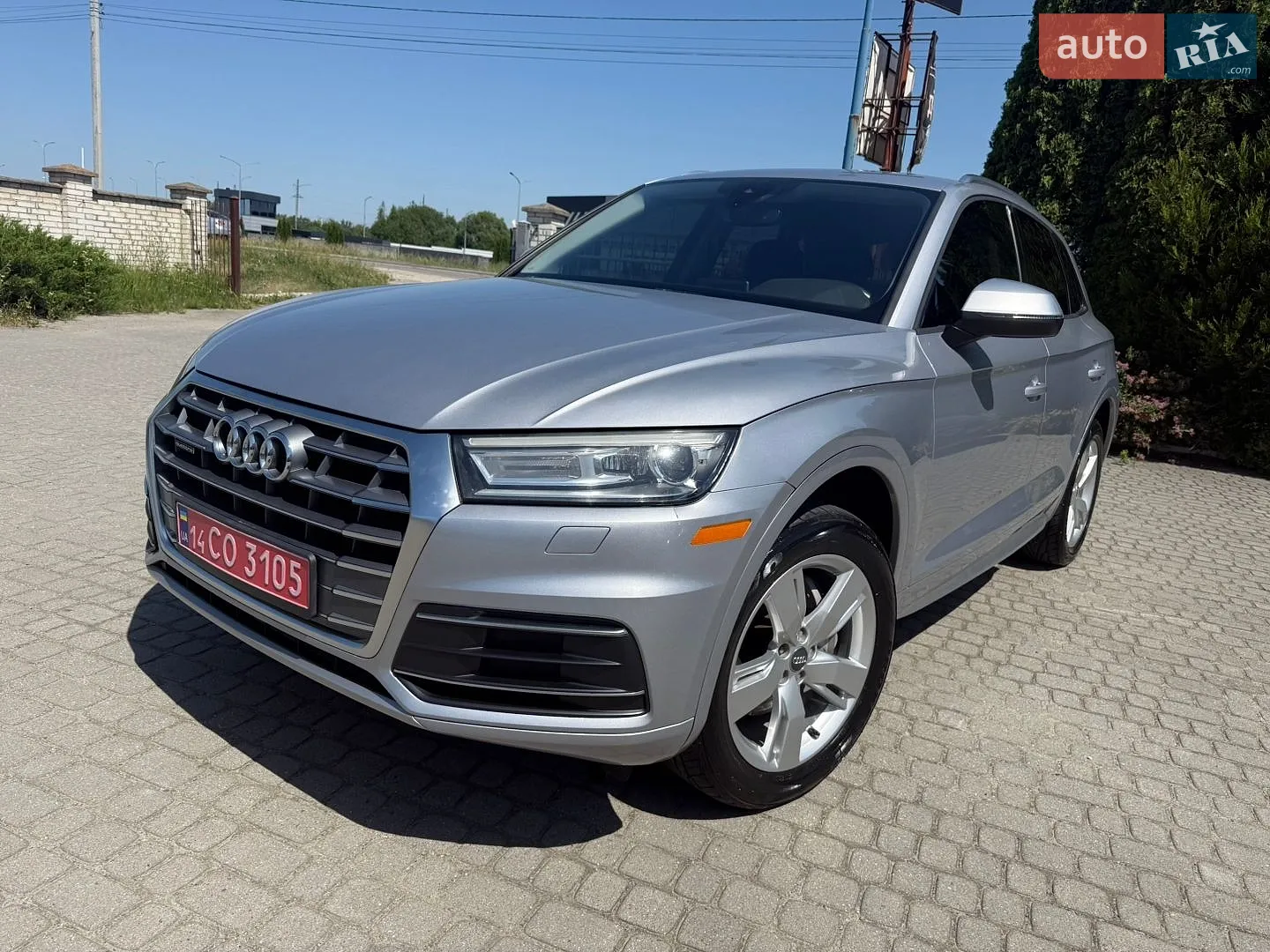 Audi Q5 2019 VIN WA1E2AFY6L2052285 фото оголошення 9 з 20