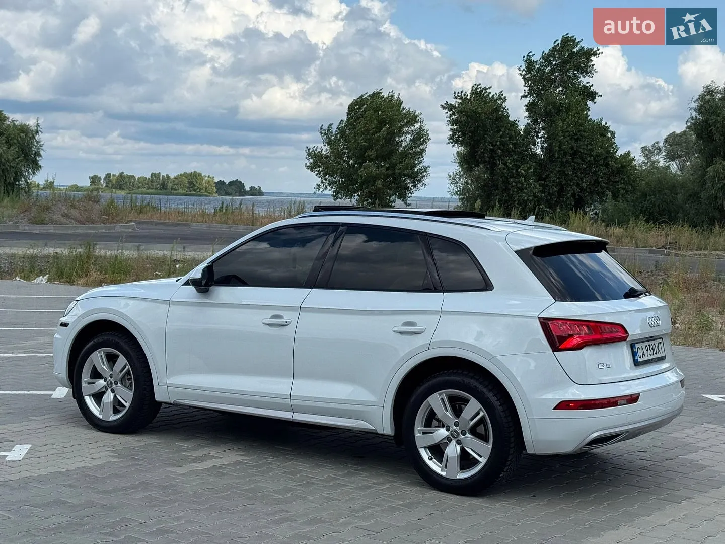 2019 Audi Q5 - мініатюра 10