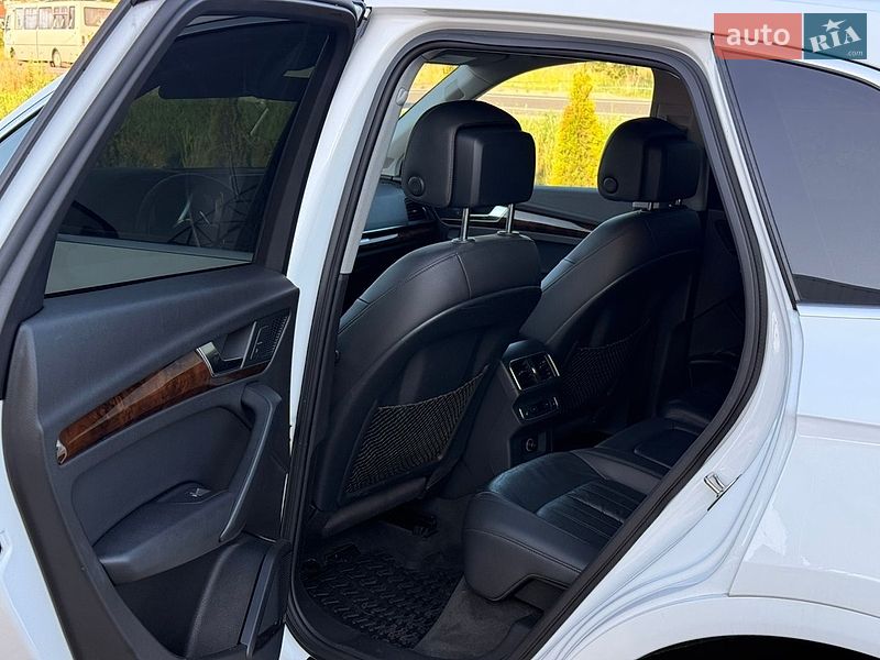 Позашляховик / Кросовер Audi Q5 2017 в Львові фото 11 Позашляховик / Кросовер Audi Q5 2017 в Львові